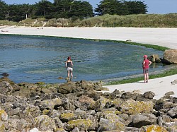 Plage près du bois de Santec